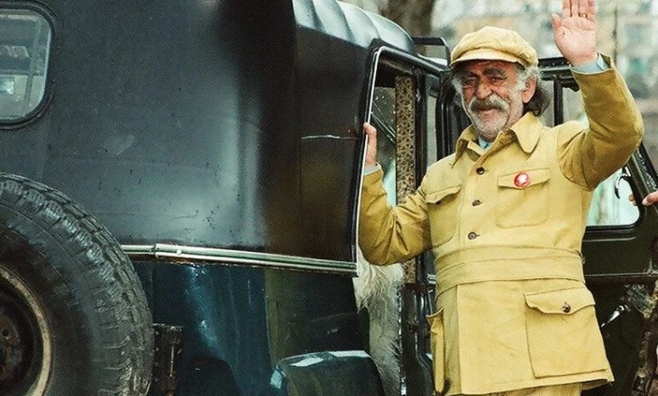 Faleminderit për ju që na bënit të qeshnim, në periudhën më të zymtë dhe të errët për Shqipërinë