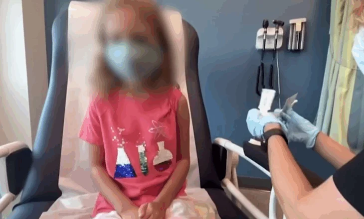 FDA: Vaksinat anti-COVID shkaktuan vdekjen e 10 fëmijëve