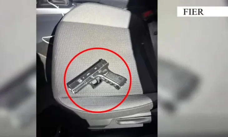 Fier, policia vë në pranga dy shtetas, një për “Vjedhje me dhunë”, tjetri me precedent për grabitje me armë