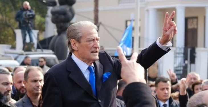 “Film i vjetër”, Beqiri: Çdo protestë e Berishës është për t’i shpëtuar akuzave të 21 Janarit