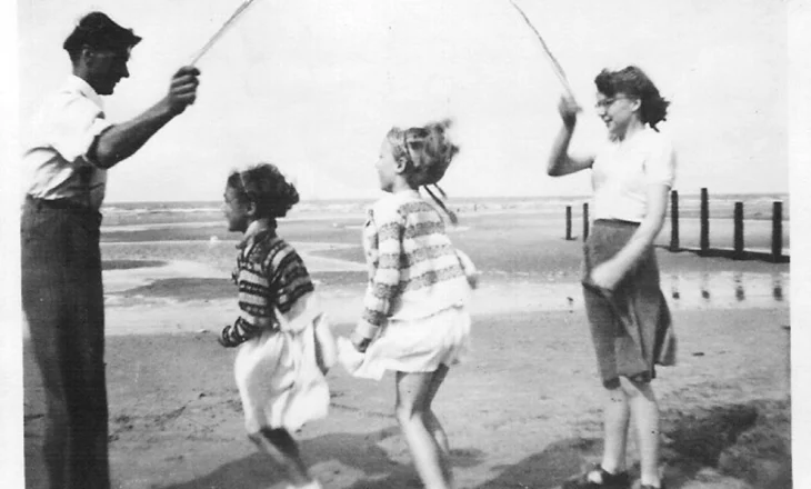 Fol për fëmijërinë, ma trego si ishte… që të te dua ty dhe të dua veten time…