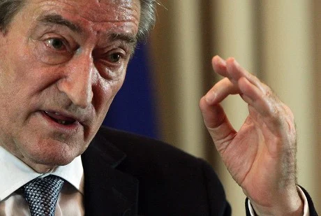 “Foltore2”, a do të arrijë Berisha këtë herë të qetësojë militantët?