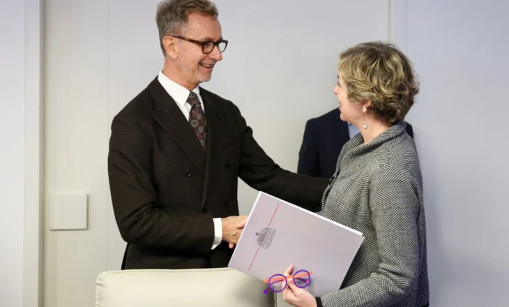 Forcim i bashkëpunimit me BE-në për shëndetësinë dhe mbrojtjen sociale, Gonzato takim me ministren Evis Sala