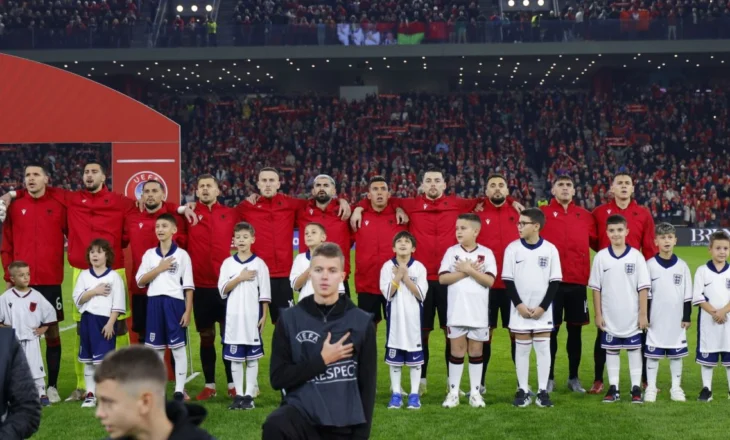 FOTO/ Nga Hoxha te Muçi, katër legjionarë “pushtojnë” formacionet e javës