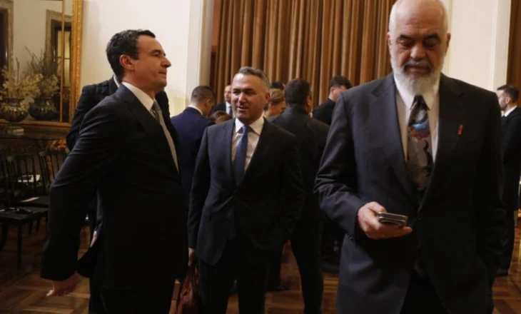 Fotolajm/ Çfarë nuk u pa nga samiti me liderët e rajonit, Rama i fokusuar te telefoni, ja si reagon Albin Kurti