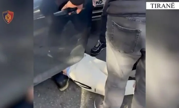 Furnizonin grupe me drogë, arrestohen dy kushërinjtë! Po udhëtonin me makinë kur policia iu vendos në ndjekje, ja çfarë iu zbulua në mjet