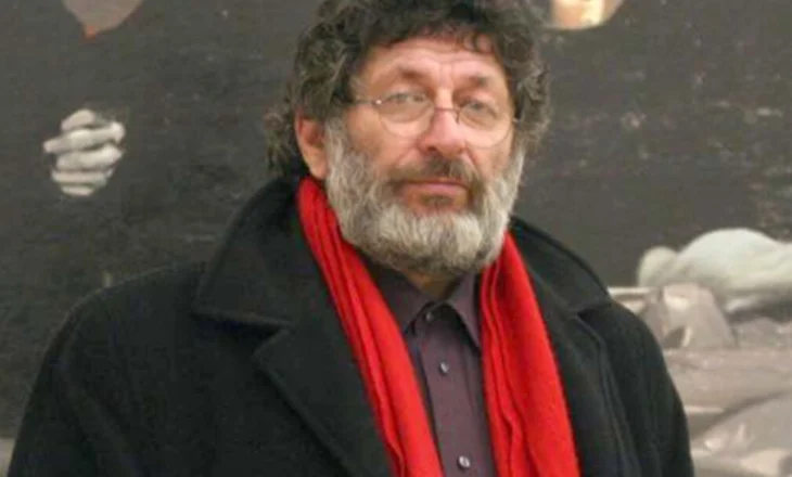 Gazmend Leka: 28 Nëntori vërtetë është festë e sallës së Presidencës, plot me politikanë e ambasadorë,por fillimisht…