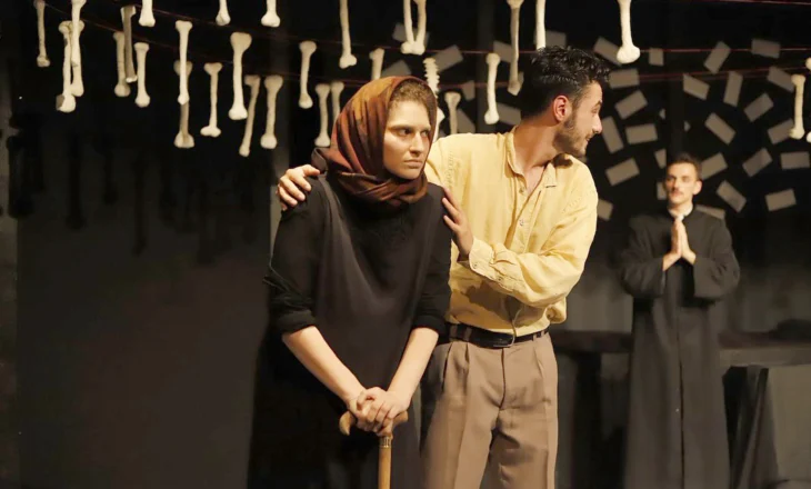 “Gjenerali i ushtrisë së vdekur” në teatrin Metropol, një nga tre produksionet teatrore në festivalin “Metrofest”