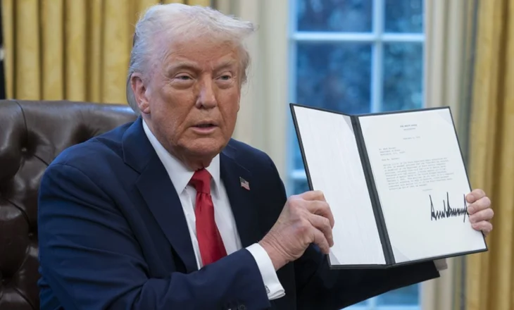 Gjykata federale rrëzon një tjetër urdhër ekzekutiv të Trump, kërkonte që votuesit të vërtetonin nënshtetësinë e tyre