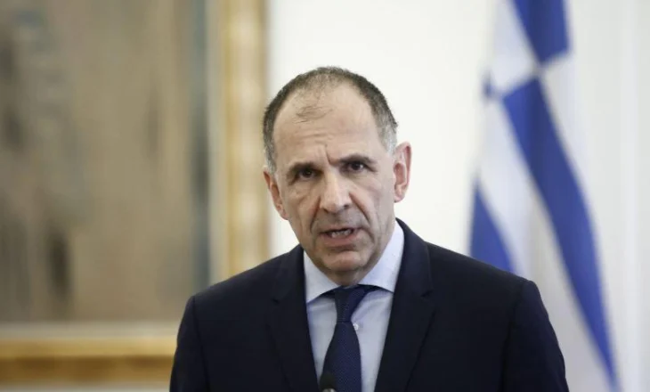 Greqi–Shqipëri, rifillojnë bisedimet më 16 dhjetor! Gerapetritis: Në axhendë, kufiri detar dhe…