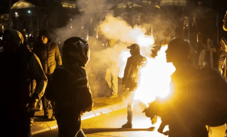 Grevë urie dhe përleshje, dhuna rreth tendave në Beograd