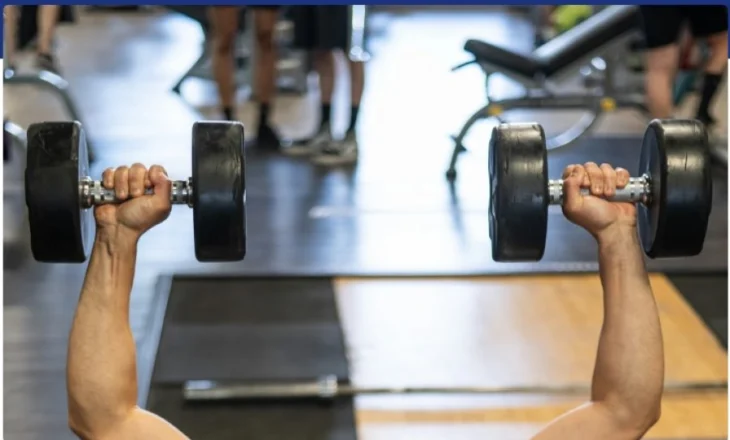 Gruas më të fortë në botë i hiqet titulli pasi u zbulua se ishte biologjikisht mashkull