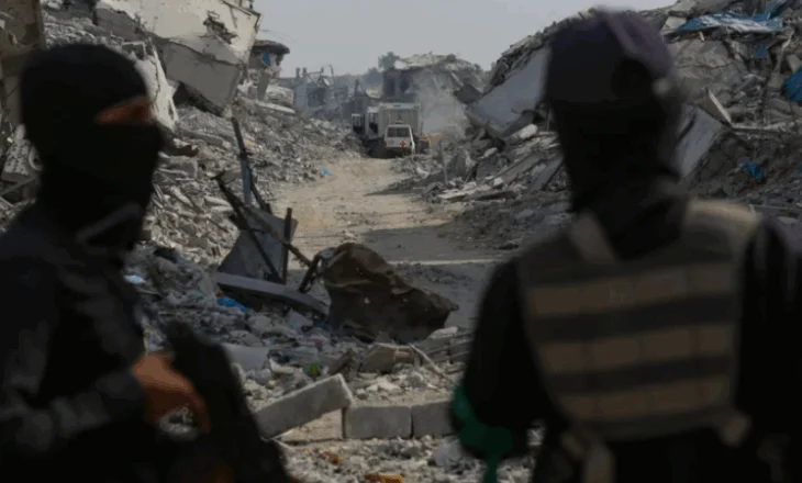 Hamas dorëzon trupat e tre pengjeve izraelite në kuadër të marrëveshjes për armëpushim