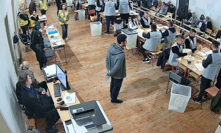 Hapen 18 nga 57 kuti në Cërrik, kryeson kandidati i PS me 2165 vota