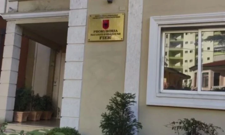 Hartonte akte noteriale të falsifikuara në emër të kolegëve, prokuroria pezullon nga detyra noteren