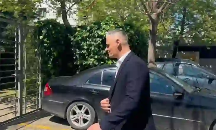 Hetimi për tunelin e Llogarasë, kreu i ARRSH paraqitet në SPAK. Avokati: Nuk kemi deklaratë