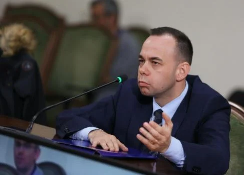 Hoqi dorë nga ankimimi pasi u lirua nga burgu, apeli i GJKKO rrëzon kërkesën e Alqi Bllakos