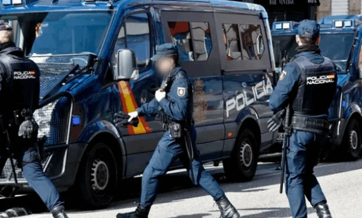 I dënuar me 30 vite burg nga GJKKO! Shqiptari arrestohet në Spanjë, kush është trafikanti i arratisur