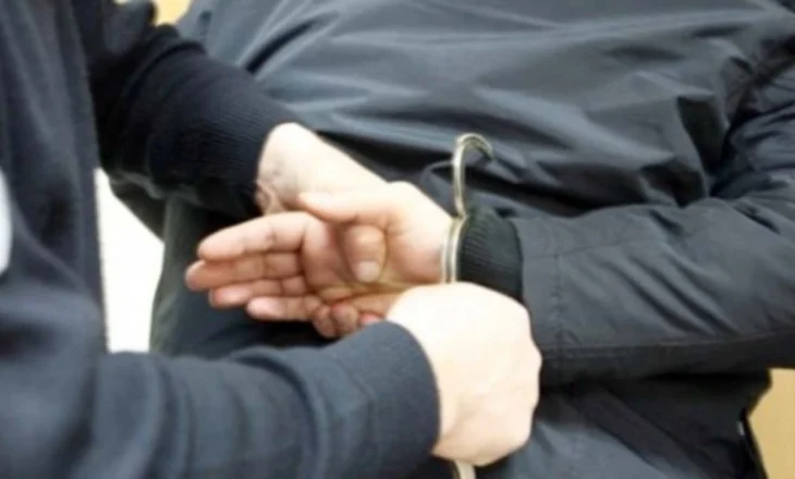 I dënuar me mbi 5 vite burg nga GJKKO për pjesëmarrje në një grup kriminal, arrestohet 28-vjeçari në Fushë Milot