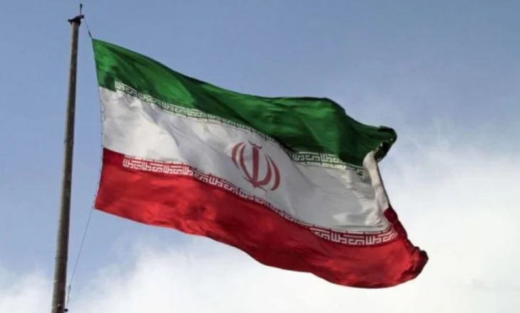 I dënuar për vrasjen e një mjeku, Irani ekzekuton në publik autorin