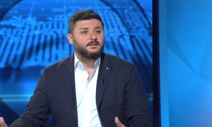 “I shërben kryeministrit”/ Gazetari ‘sulmon’ hapur Presidentin: Begaj vasal i Ramës