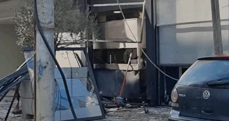 I vunë tritolin lokalit në Kamëz, arrestohen tre gjobëvënësit, mes tyre ish polici Jeton Lami që shoqëroi Martinajn