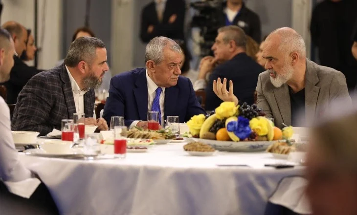 Iftaret e Ramës, në një libër nga vetë ai