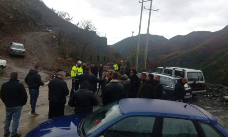 ‘Indiferenca është skandaloze’, Gjekmarkaj: Qeveria e zhytur në korrupsion favorizon klientët