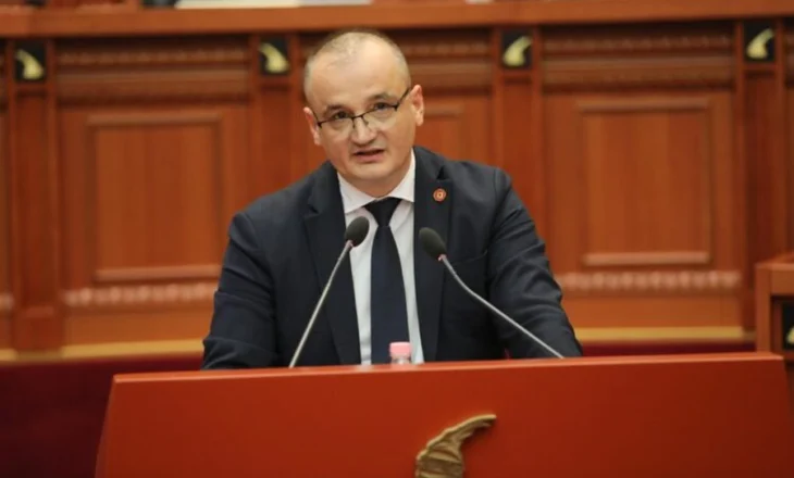 Institucionet janë zhytur në afera dhe i kanë shkaktuar 16 mld lekë dëme shtetit, KLSH denoncon skandalin e madh…