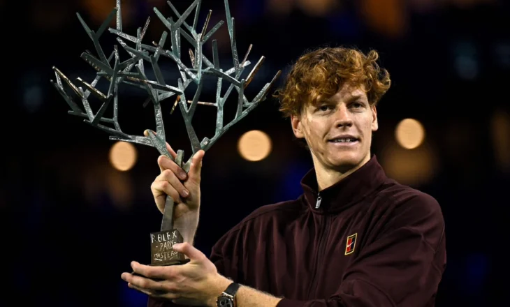 Jannik Sinner fiton turneun Masters në Paris dhe rikthehet “numri 1” në botë