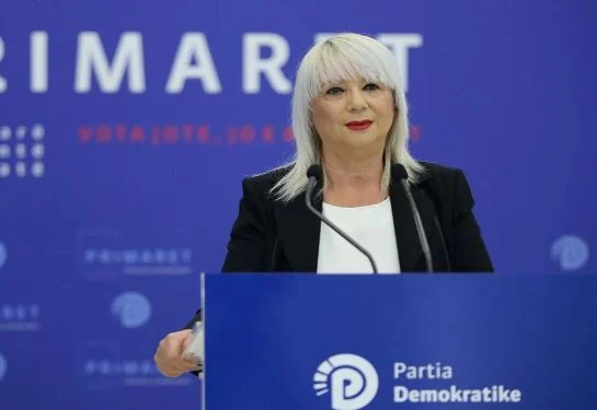 Jep dorëheqjen e parevokueshme nga Partia Demokratike, Adriana Kalaja