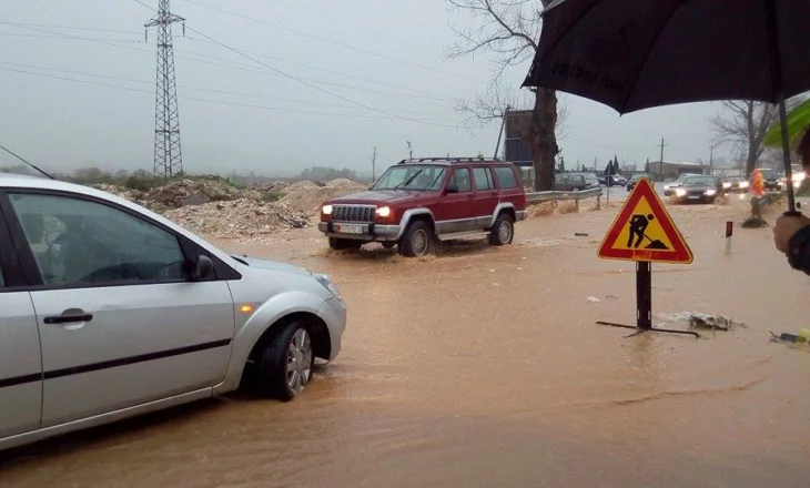 Jepet alarmi për përmbytje, Gjirokastra mes 4 qarqeve të rrezikuar