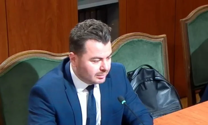 Kapri ironizon Bidon/ Nuk shkohet me atlete të zonat e përmbytura