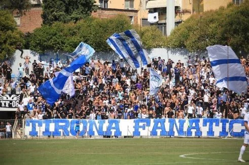 Katër humbje radhazi, tifozët e Tiranës/ Mjaft më me dështime