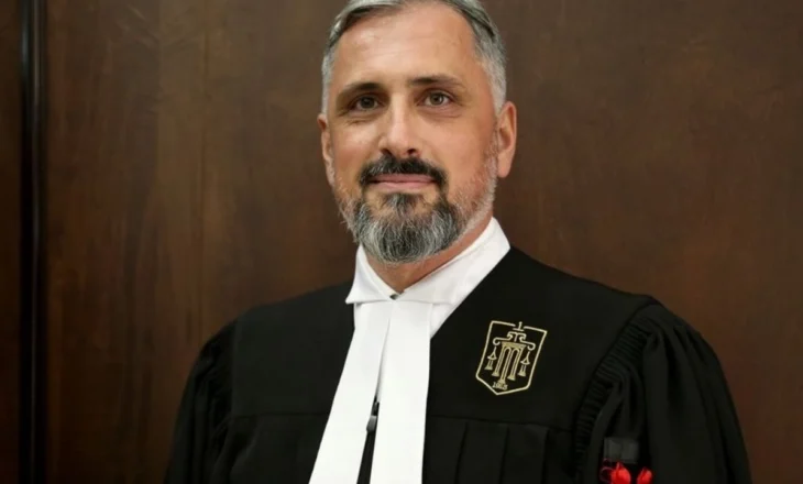 KED u njoftua për gjyqtarin agjent/ Dokumenti sekret për Asim Vokshin. Këshilli nën drejtimin e Sokol Sadushit shkeli procedurat për verifikimin e integritetit