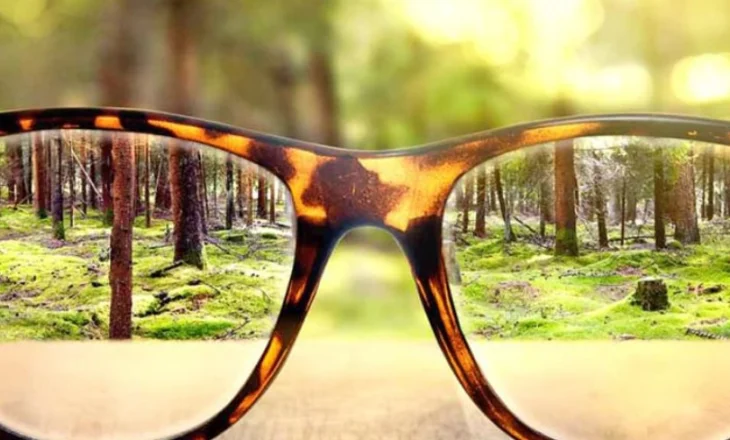 Keni shikim të turbullt nga qëndrimi i gjatë para ekraneve? Ja çfarë duhet të bëni sipas ekspertëve