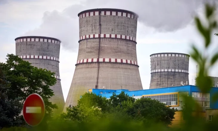 Kievi akuzon Rusinë për “terrorizëm bërthamor” pas sulmeve ndaj nënstacioneve elektrike