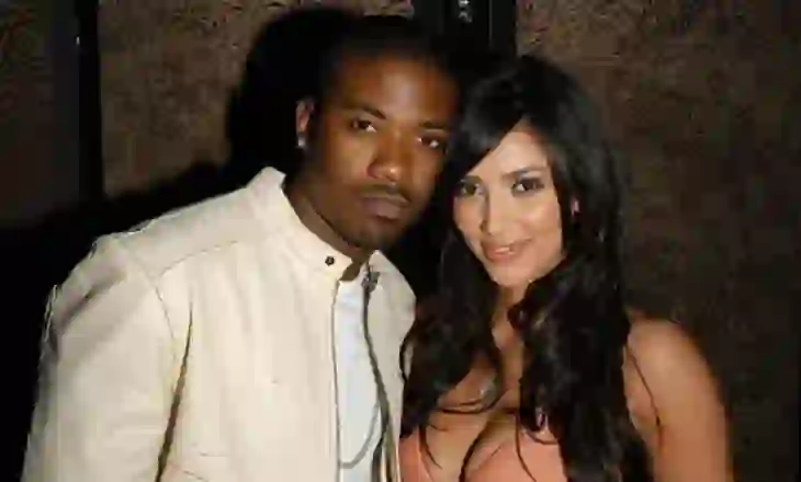 Kim Kardashian dhe Kris Jenner kundërshtojnë padinë e re të Ray J. Për çfarë bëhet fjalë?