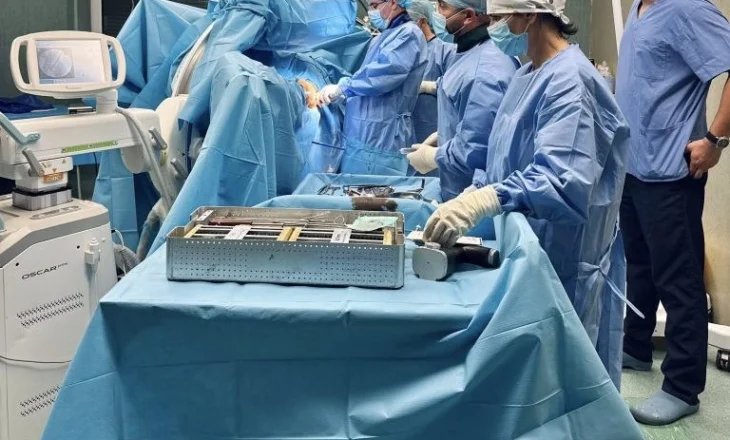 Kirurgët e Traumës realizojnë me sukses ndërhyrje miniinvazive
