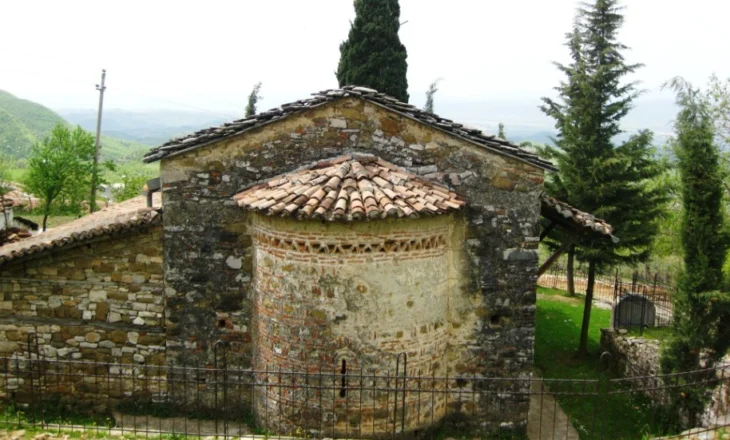 Kisha e Shën Kollit në Shelcan, kryevepër e Onufrit që sfidon shekujt