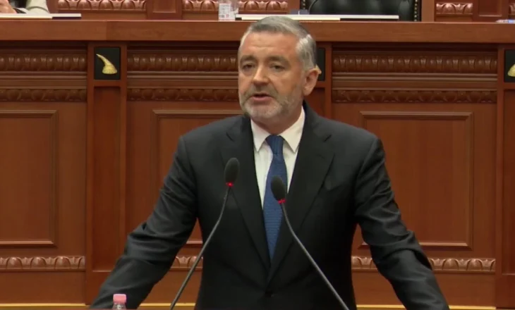 Klosi-deputetëve të opozitës: Ju jeni thjesht parti, as elektorale apo ideologjike