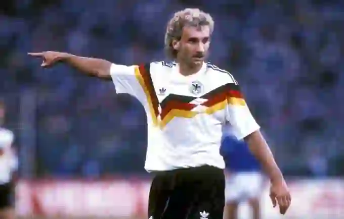 Kohërat e lavdisë – Përfaqësuesja e Gjermanisë kthen fanellat e viteve të triumfit