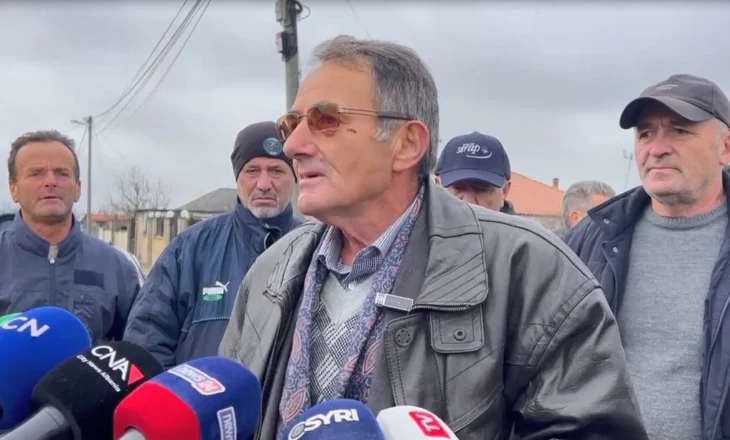 Kolonjë, banorët në protestë kundër instalimit të paneleve diellore: Askush nuk na dëgjon! Ku do kullosin bagëtitë tona (VIDEO)