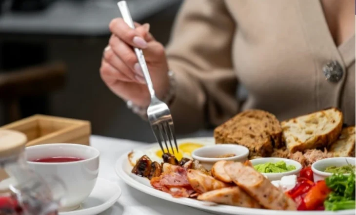 Kombinimi i ushqimeve që nuk është i mirë për njerëzit me hipertension