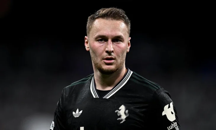 Koopmeiners si mbrojtës i habiti të gjithë, përveç trajnerit të tij te AZ: E ka bërë këtë rol nën drejtimin tim