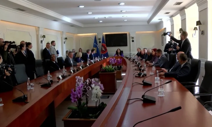 Kosova shkon në zgjedhje të reja, KQZ e papërgatitur dhe pa para: Do kërkojmë fond shtesë