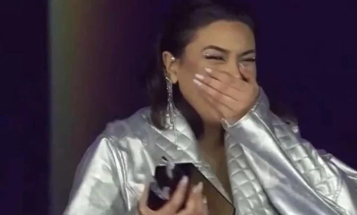 Kosovë/ Arsi Bako triumfon në Festivalin e Këngës në RTK me ‘Rreze zjarr’