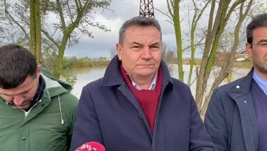 Kreu i emergjencave civile, Haki Çako, në Fier: Situata vijon të mbetet në alert