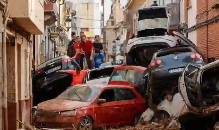 Kreu i qeverisë rajonale të Valencias jep dorëheqjen një vit pas përmbytjes me 229 viktima