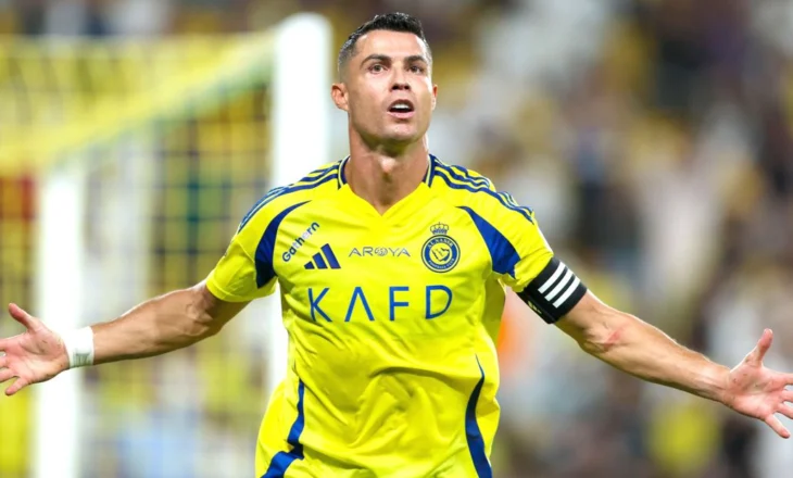 Kristiano Ronaldo tregohen detaje nga jeta e tij në Arabi, problem drejtimi i makinës e jo miliardat